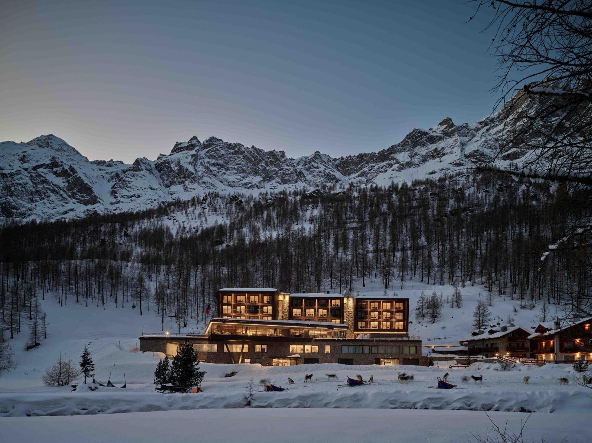 Cervino - Vretreats Hotel Breuil-Cervinia Ngoại thất bức ảnh